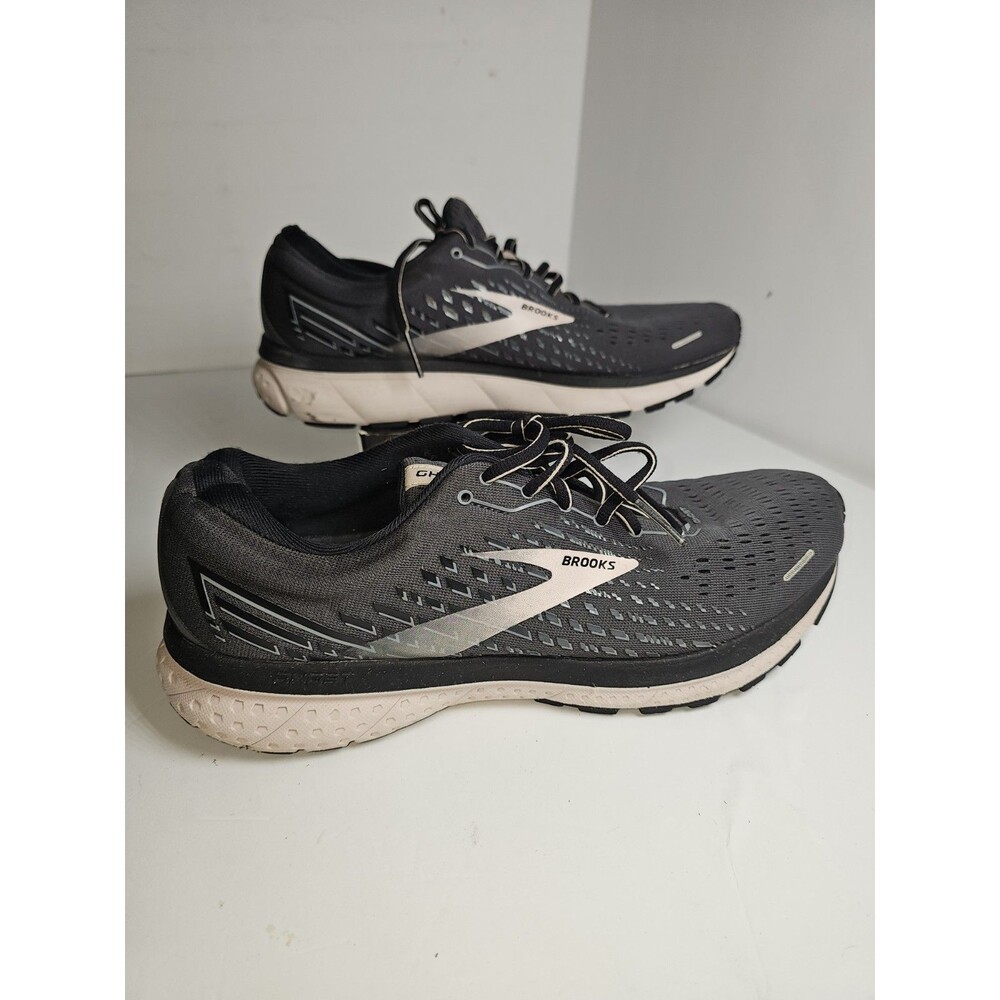 Brooks Ghost 13 Black Athletic Comfortable Lace Up Running Shoes  Sz 12 Med